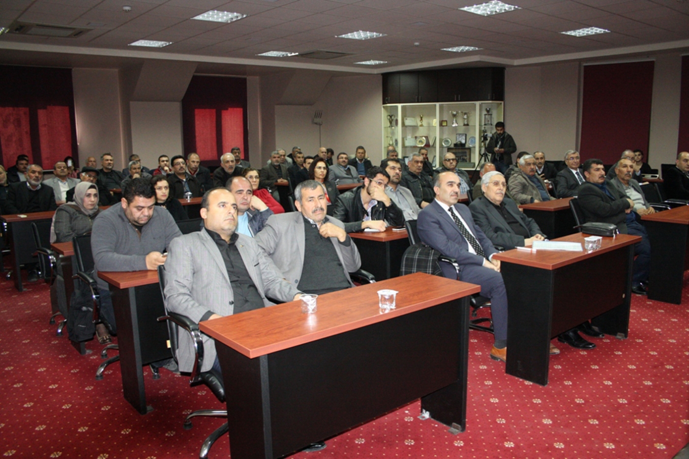 Antep ve İran Fıstığı bilgilendirme toplantısı yapıldı